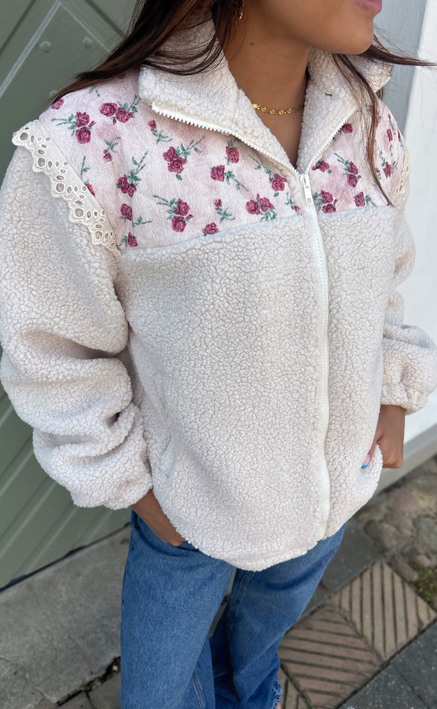 Say INA Copenhagen Jakke - Fia Fleece - Off White W. Pink Flowers