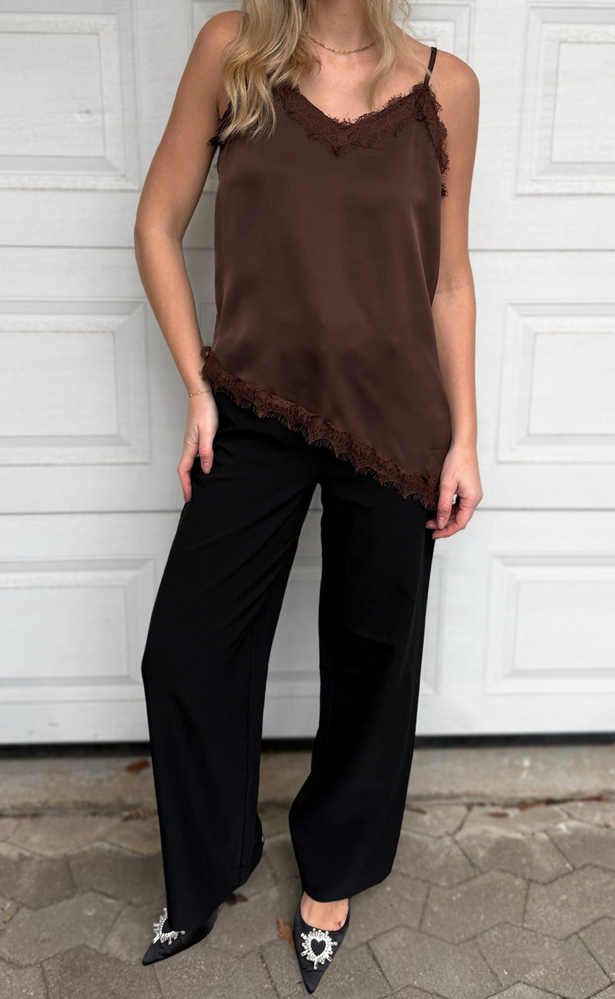 Say INA Copenhagen Topp - Lavi Lace - Dark Brown Satin