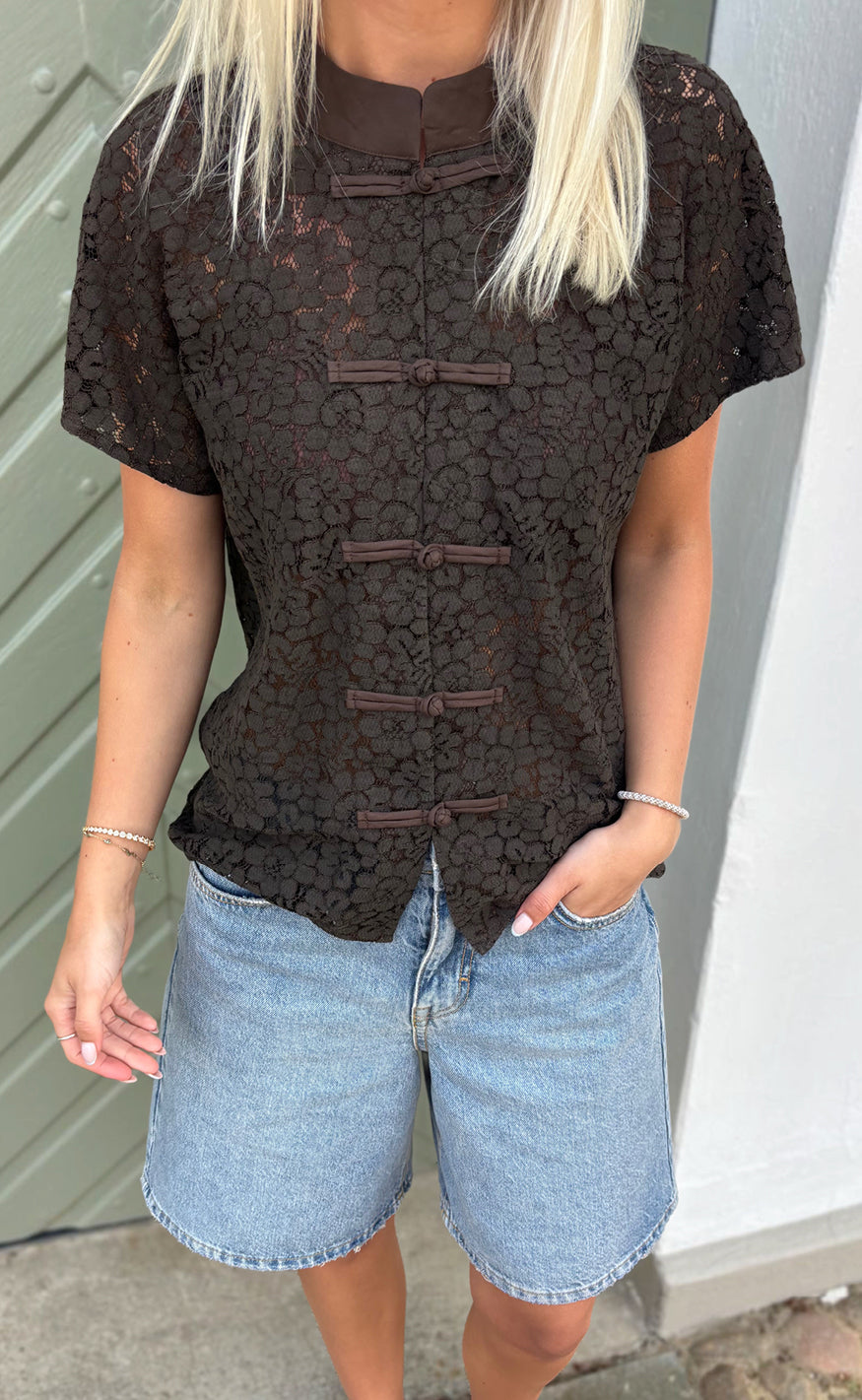 Say INA Copenhagen Topp - Louise Lace - Dark Brown