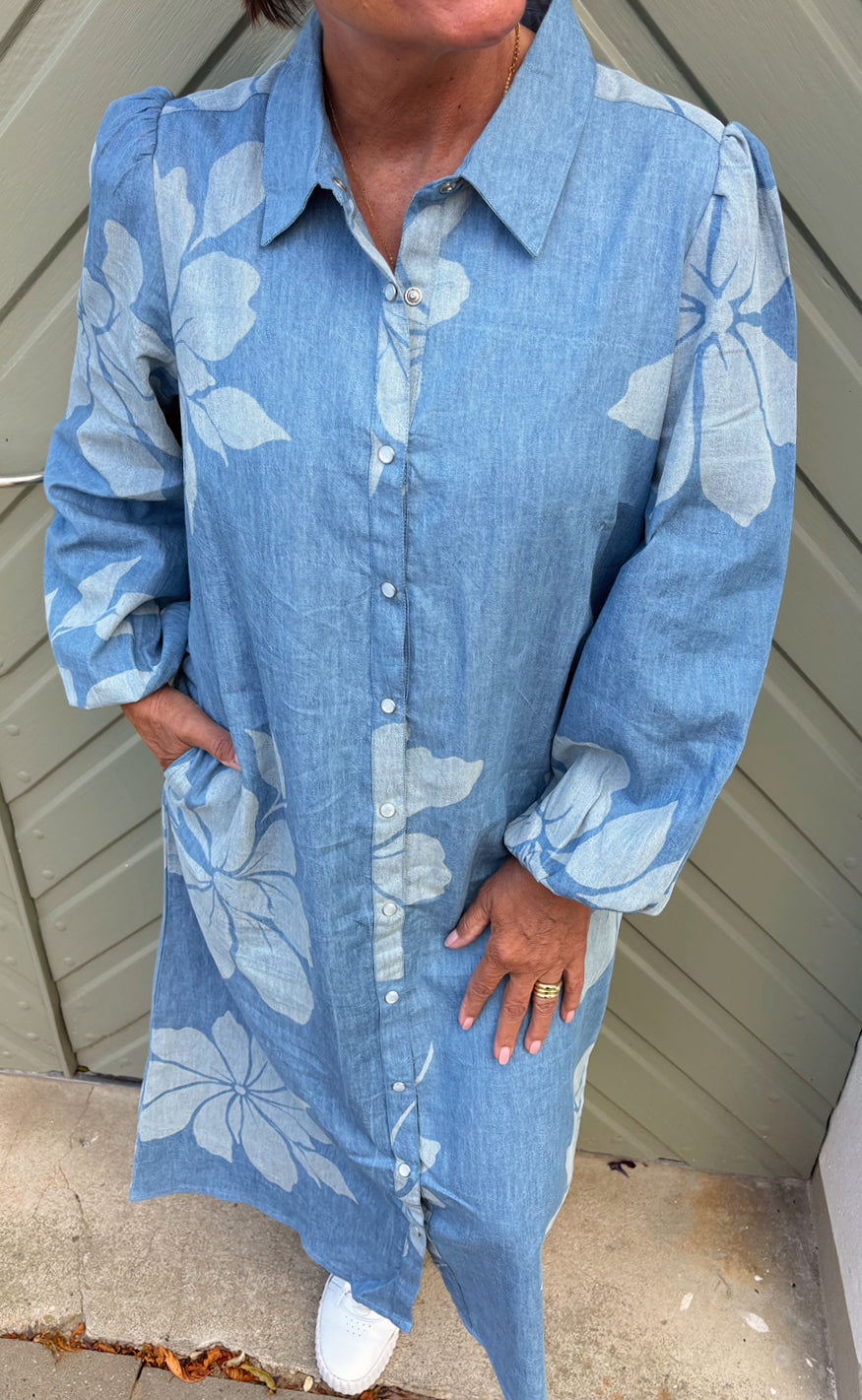 Say INA Copenhagen Kjole - Daniella Denim - Blue Denim W. Flowers
