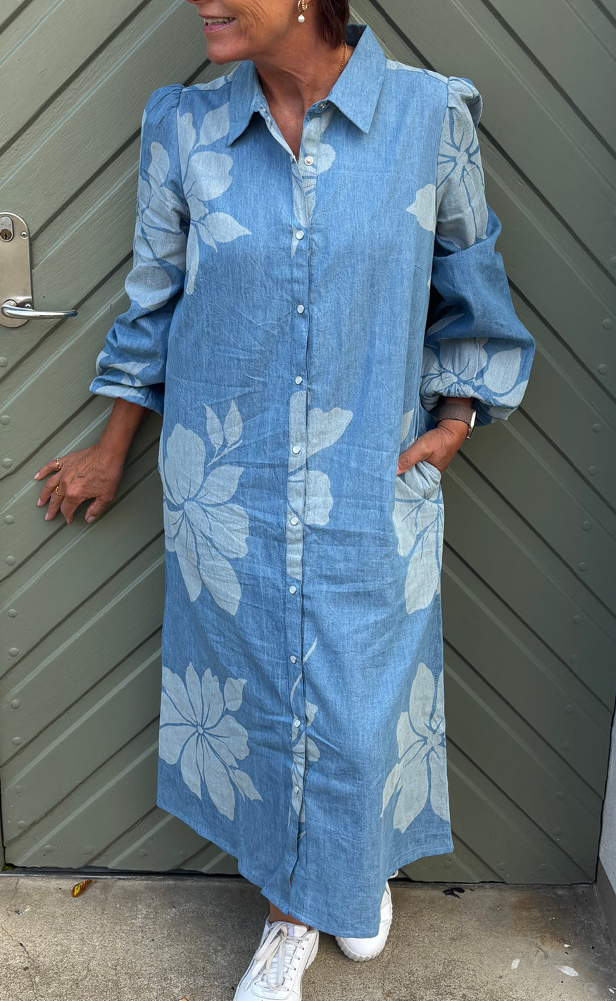 Say INA Copenhagen Kjole - Daniella Denim - Blue Denim W. Flowers