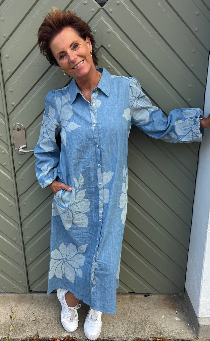 Say INA Copenhagen Kjole - Daniella Denim - Blue Denim W. Flowers