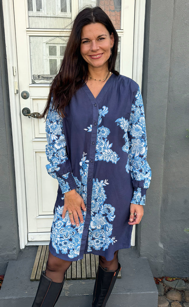 Say INA Copenhagen Kjole - Vicky - Blue Flowers