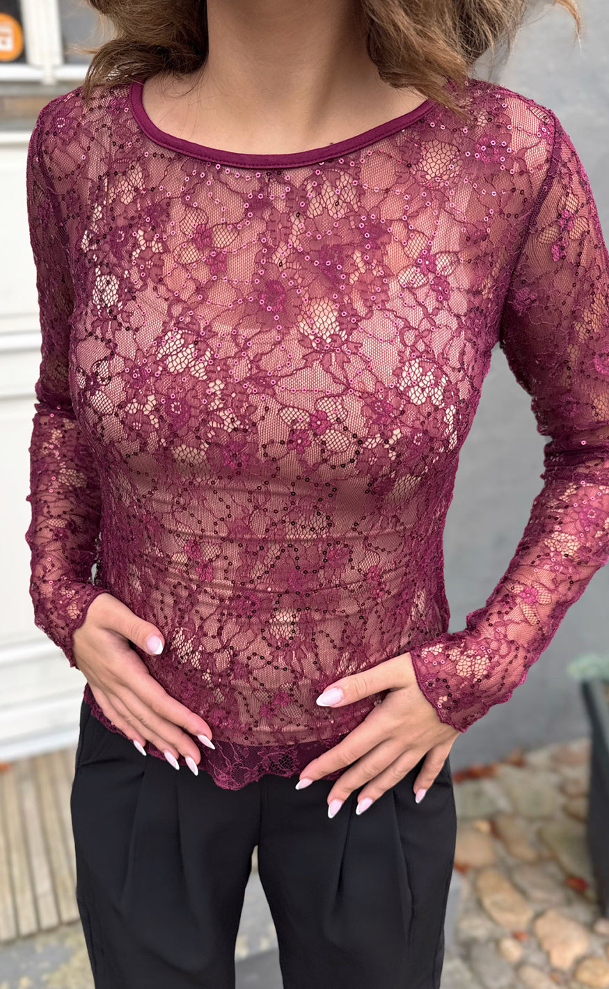 Say INA Copenhagen Bluse - Lily Lace - Burgundy Flower W. Sequin