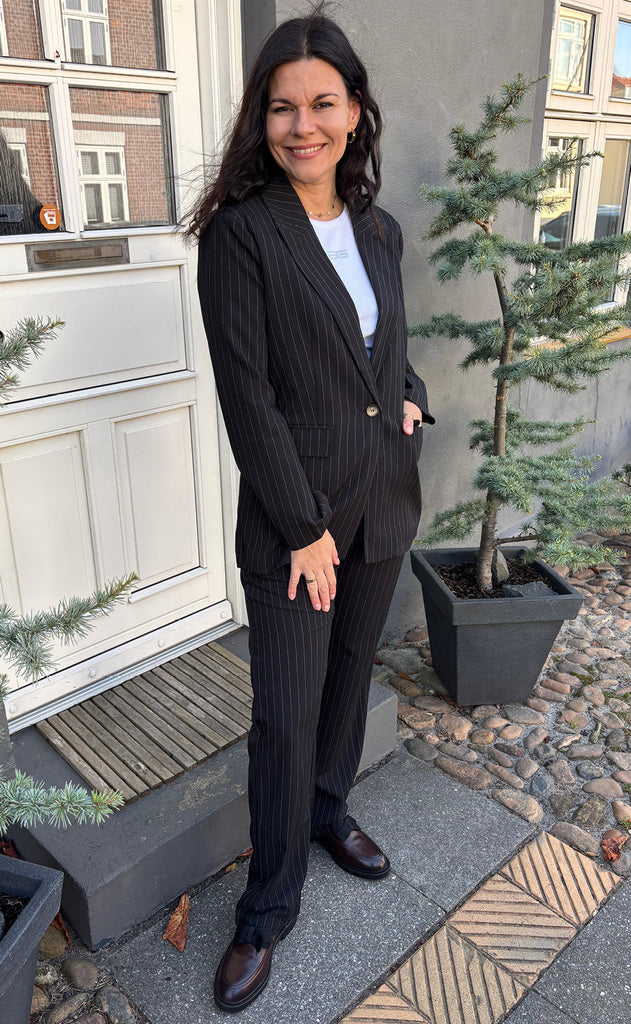 Say INA Copenhagen Blazer - Liva - Black Pinstripe