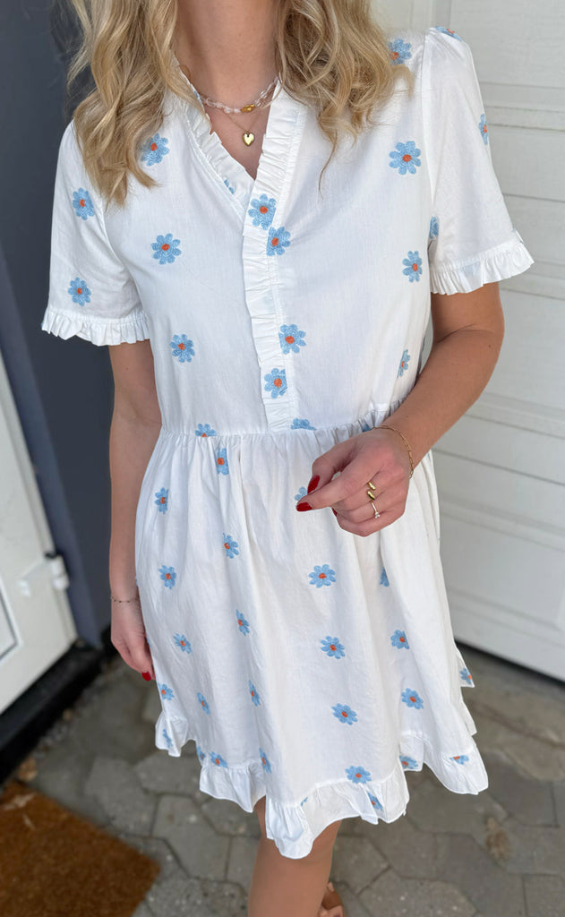 INA Copenhagen Kjole - Catja Summer - Blue Flower Embroidery