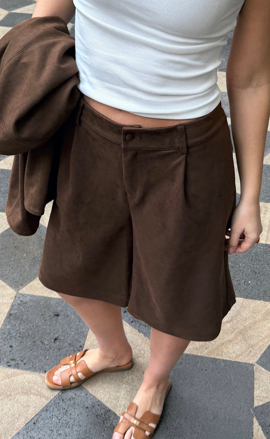 Say INA Copenhagen Shorts - Kathi Suede - Dark Brown