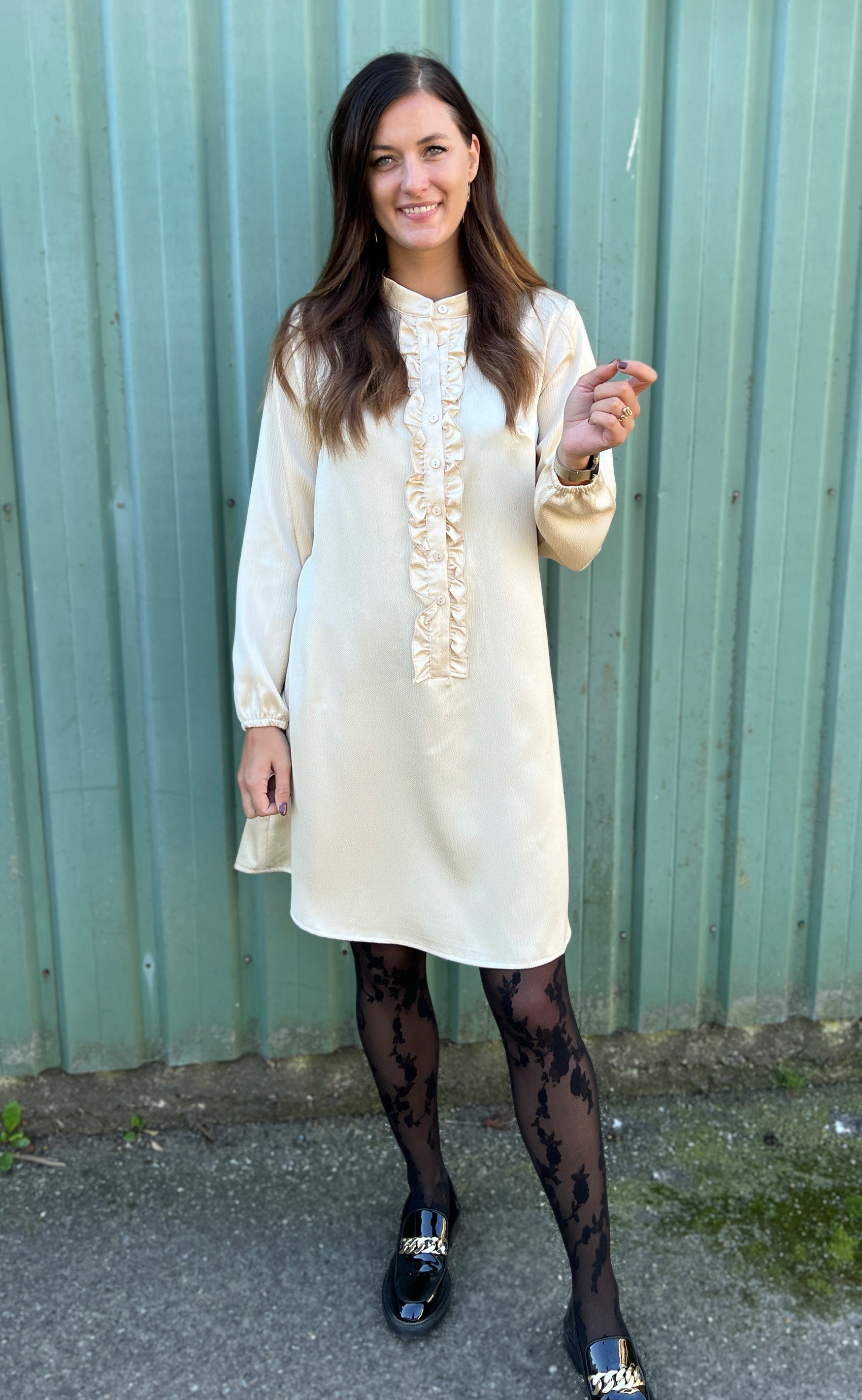 INA Copenhagen Kjole - Florina - Shiny Beige