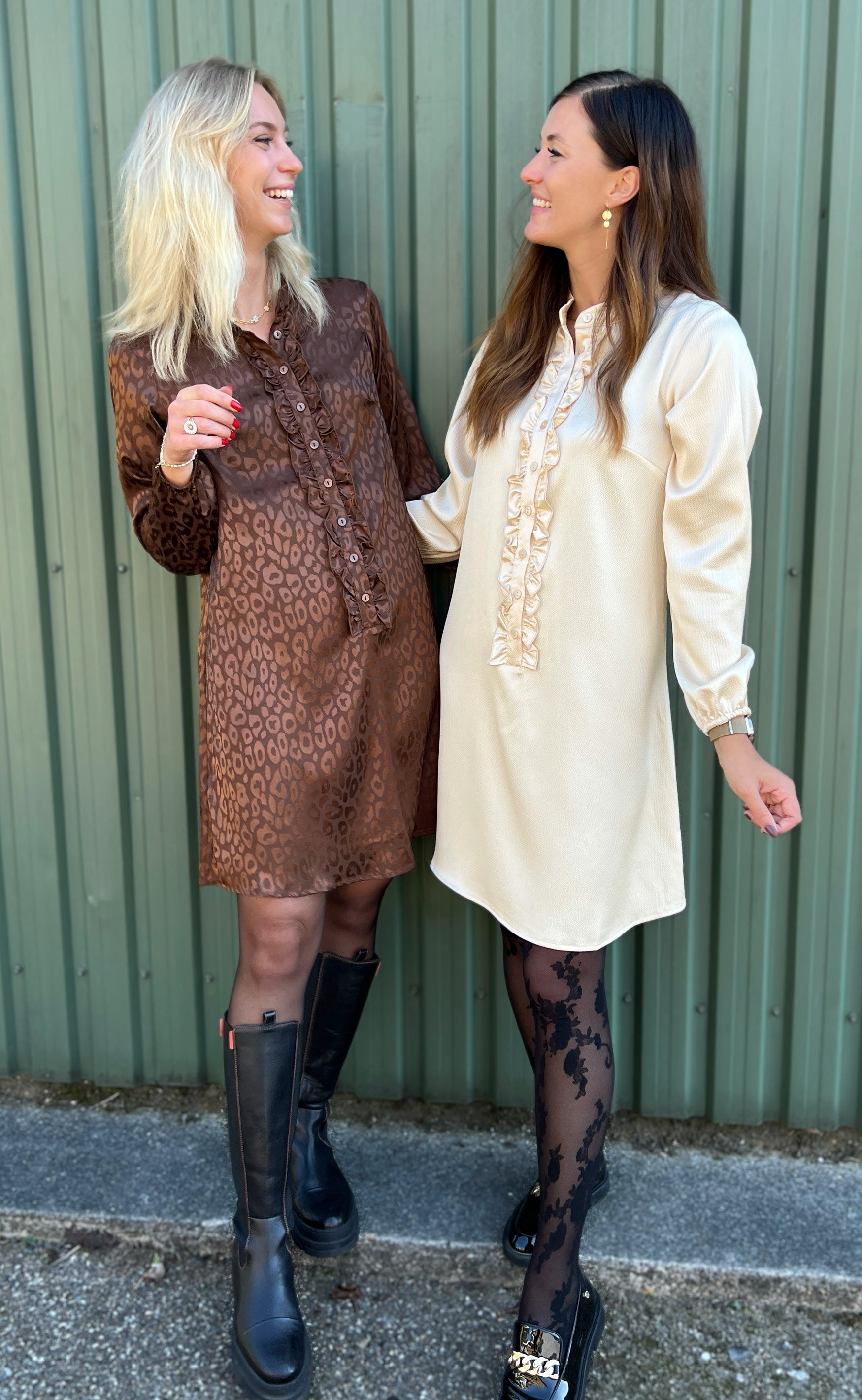 INA Copenhagen Kjole - Florina - Shiny Beige