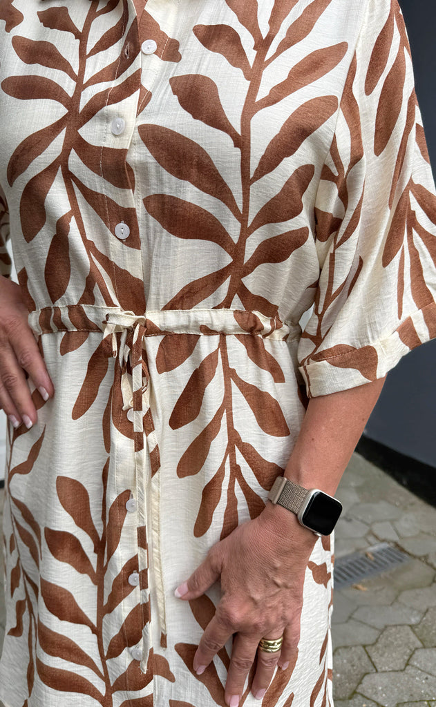 INA Copenhagen Kjole - Liana - Brown Leaf