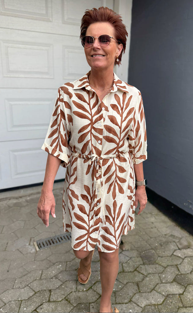 INA Copenhagen Kjole - Liana - Brown Leaf