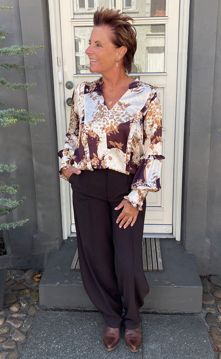 Say INA Copenhagen Skjorte - Eliana - Brown w. Creme Florals