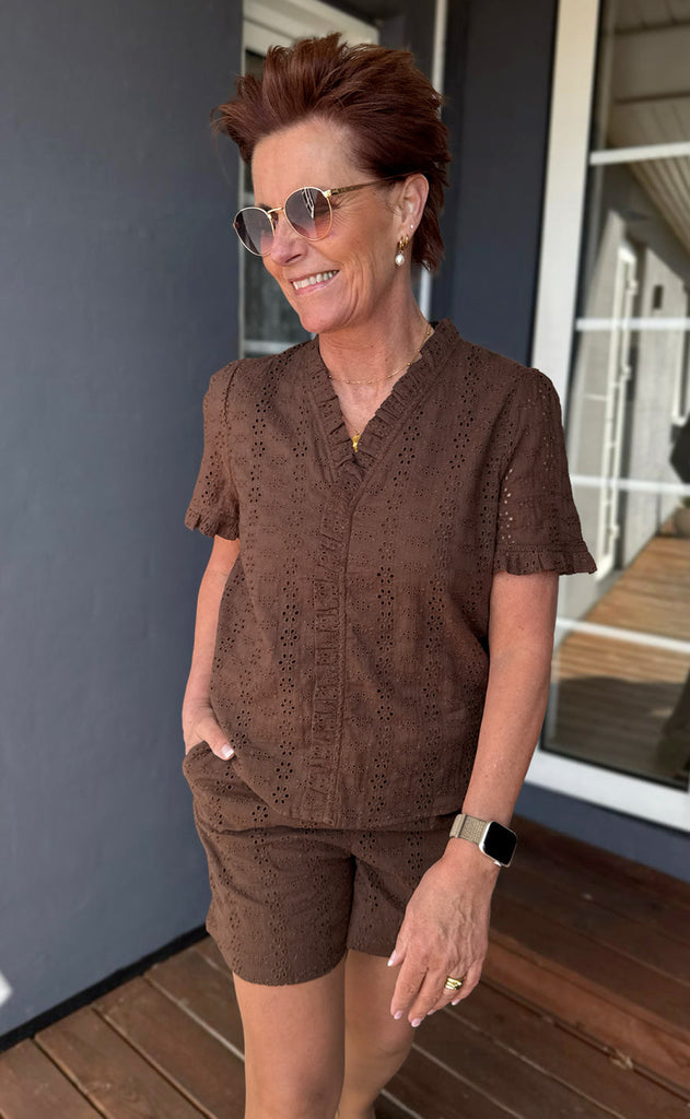 INA Copenhagen Shorts - Catja - Mocca Broderie Anglaise