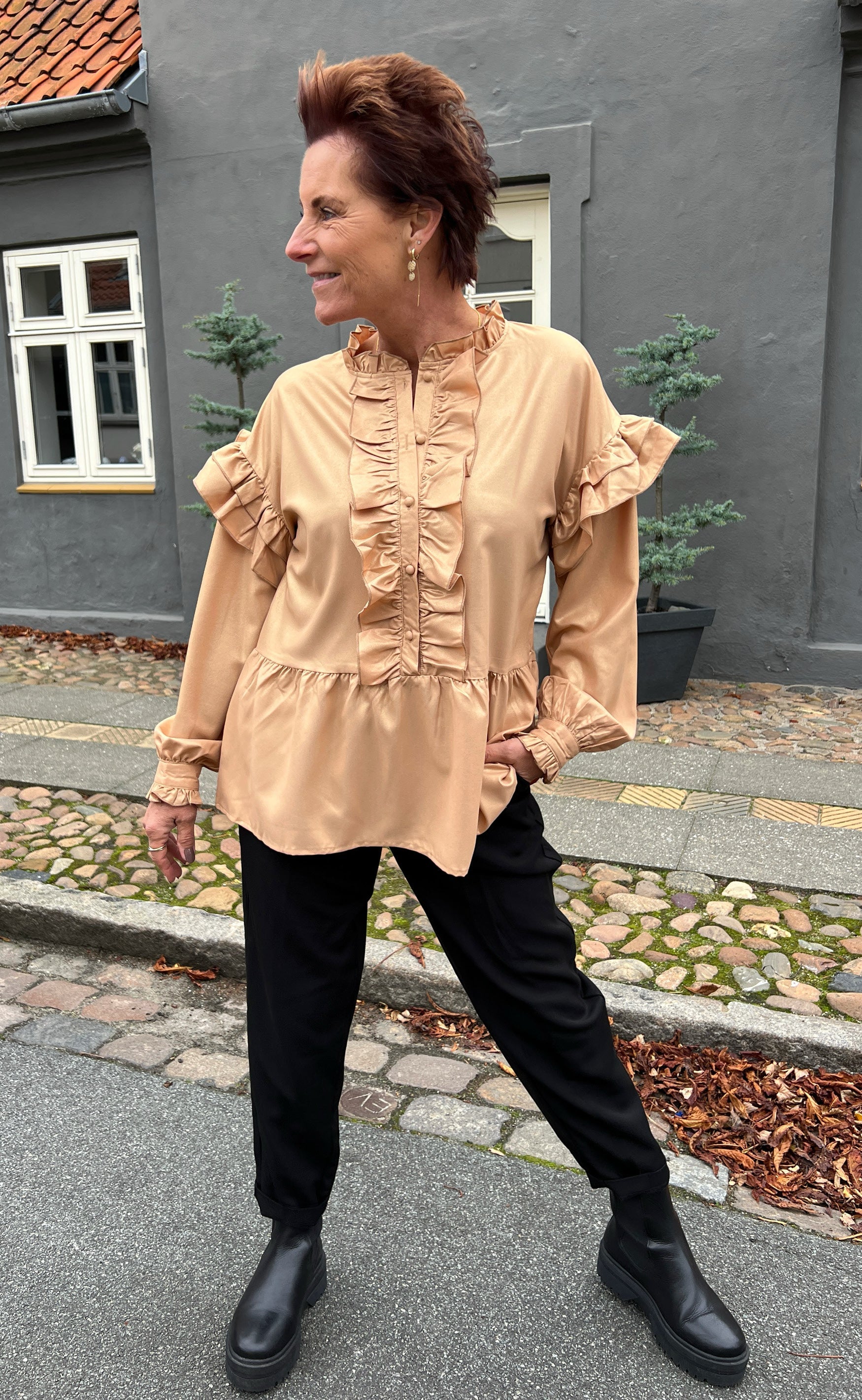 INA Copenhagen Bluse - Frida - Beige W. Gold Glitter