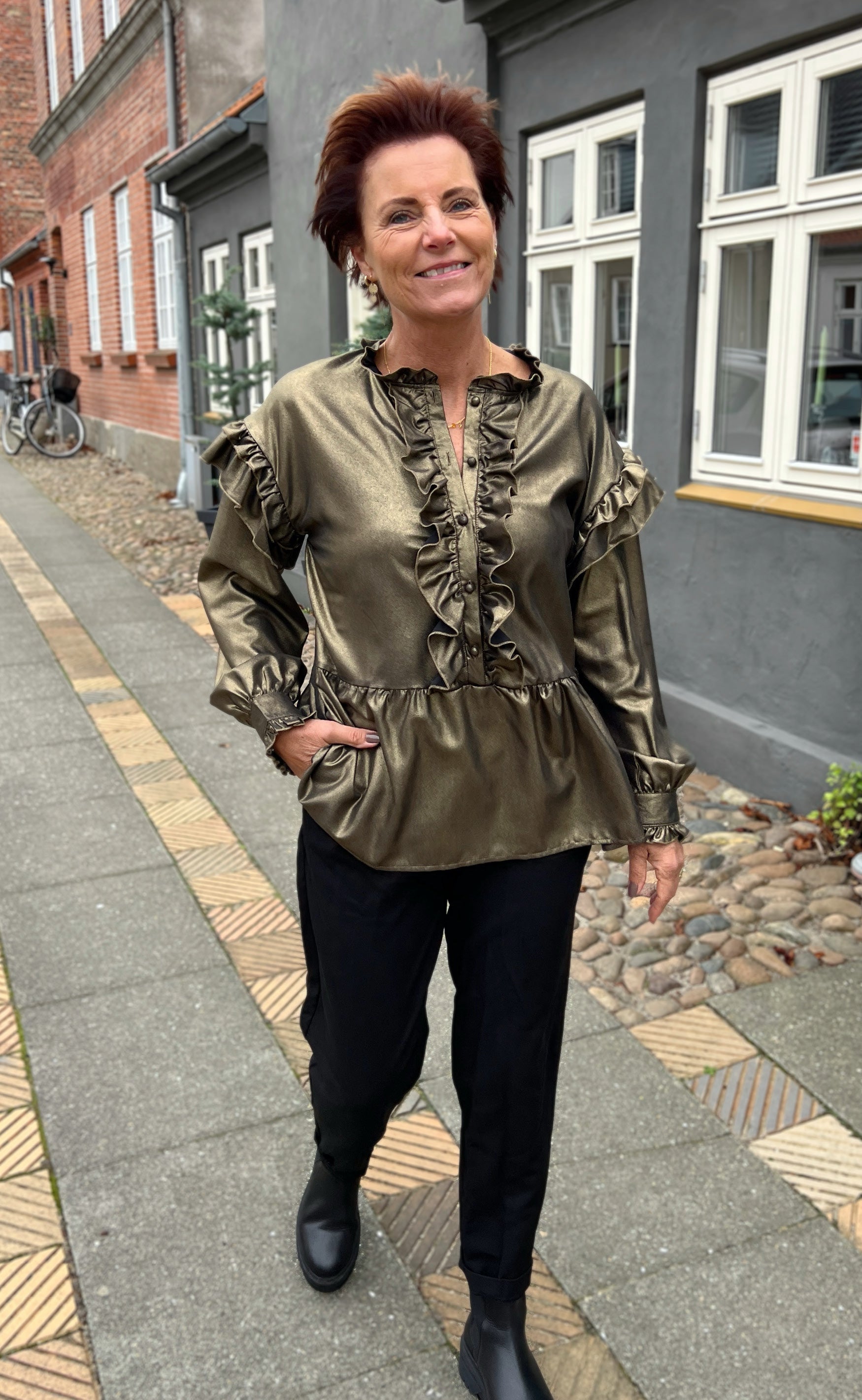 INA Copenhagen Bluse - Frida - Black W. Gold Glitter
