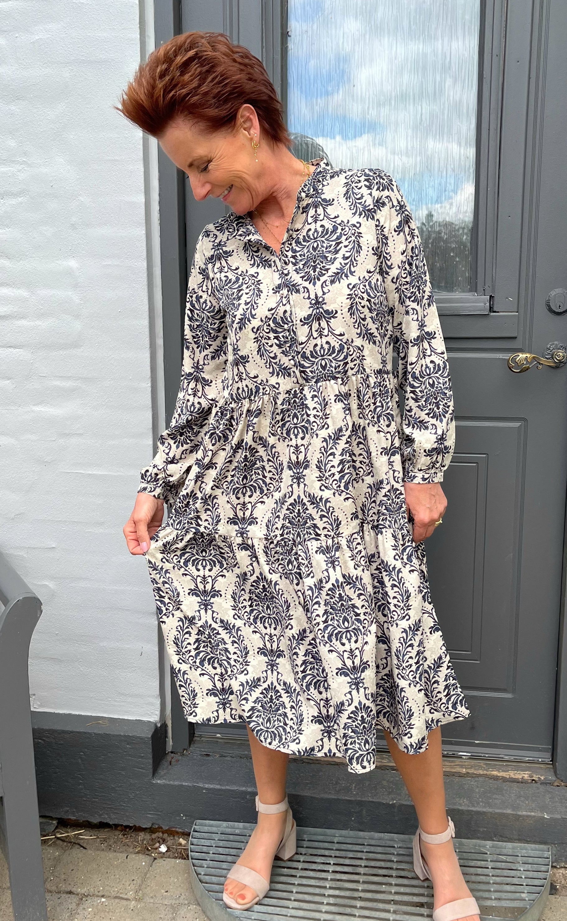 INA Copenhagen Kjole - Maiken - Creme / Blue Paisley