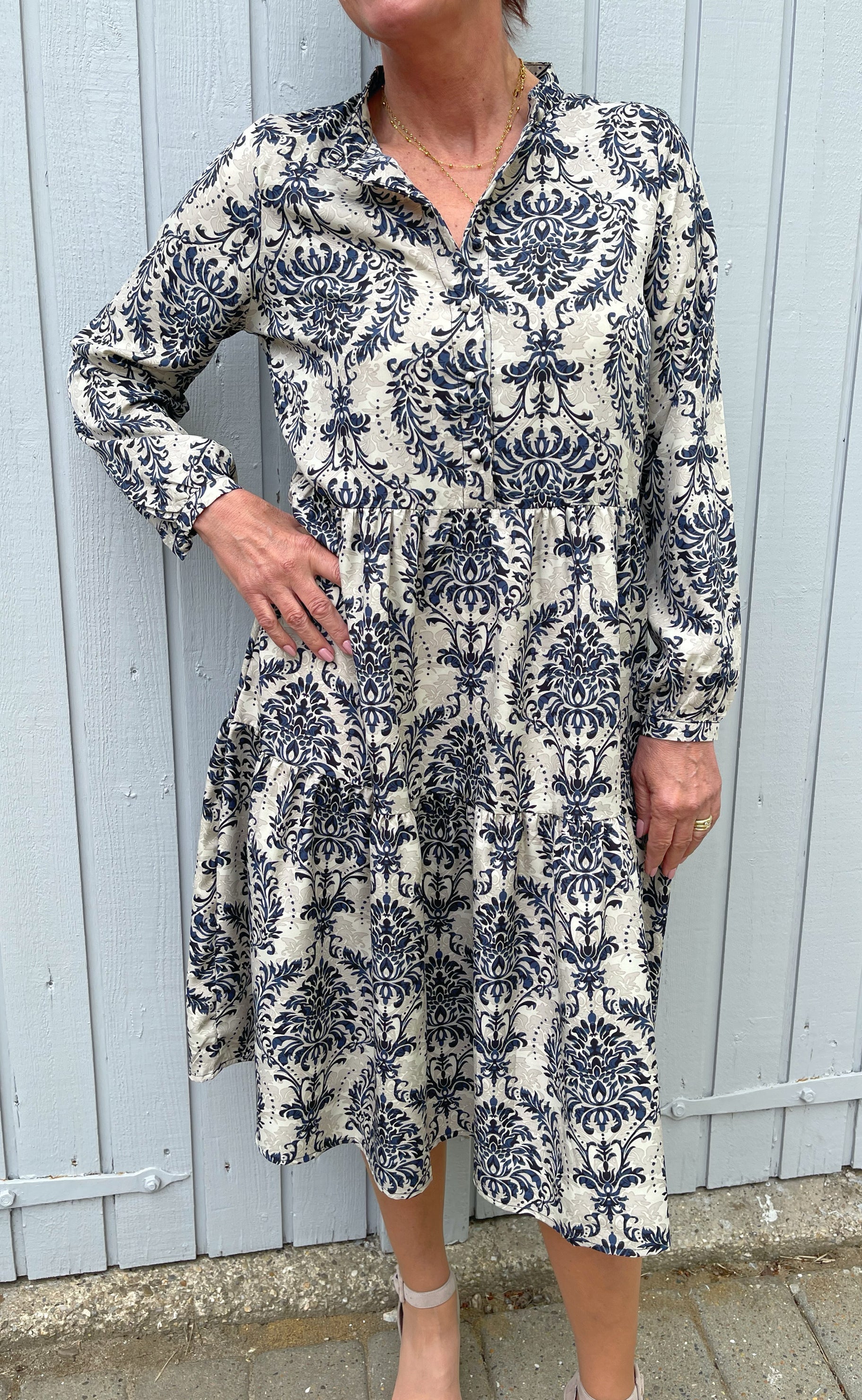 INA Copenhagen Kjole - Maiken - Creme / Blue Paisley