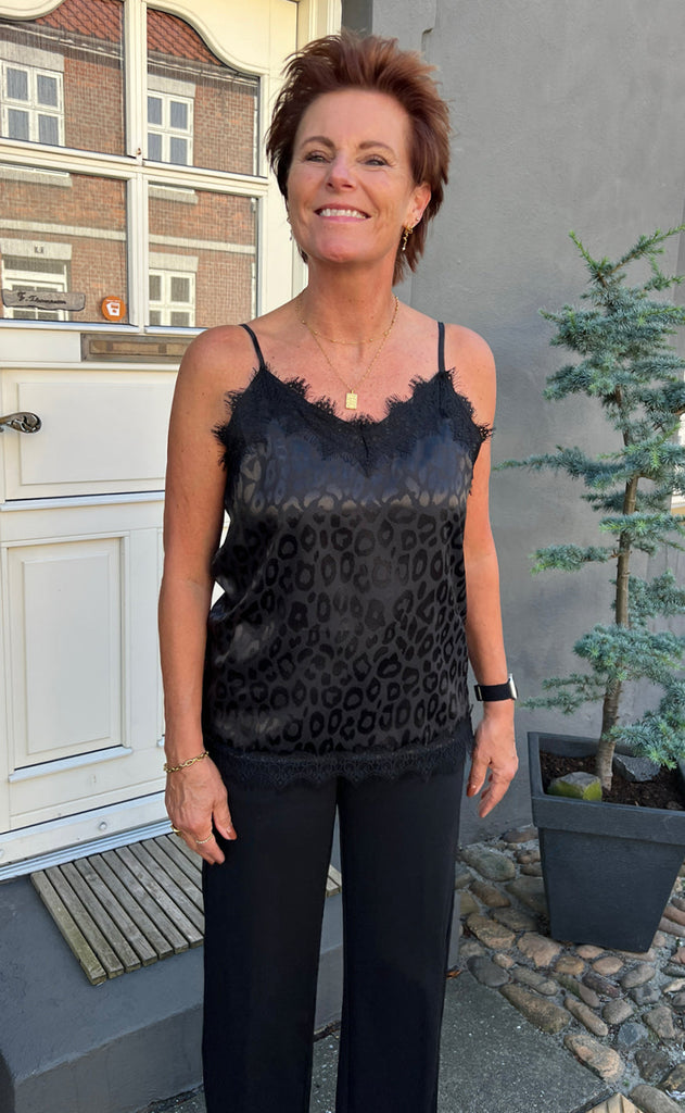 INA Copenhagen Topp - Kiki - Black Leopard