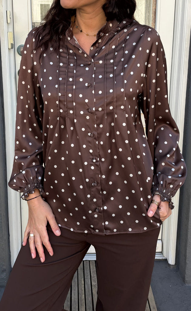Say INA Copenhagen Bluse - Liara - Dark Brown W. White Dots