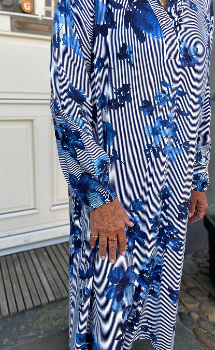 Say INA Copenhagen Kjole - Kae - Striped W. Blue Flowers