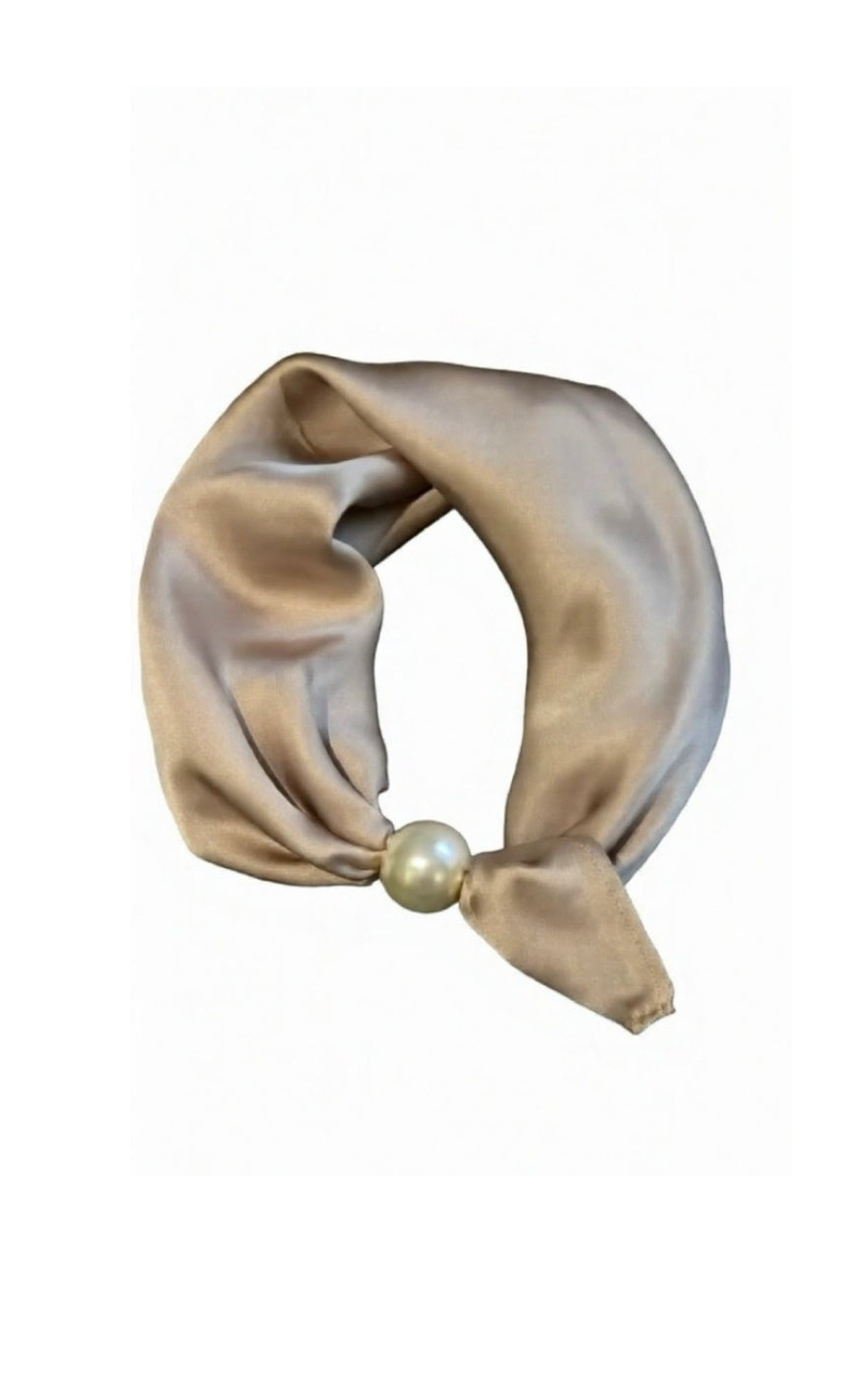 Tim & Simonsen Skjerf - Chloe Scarf w. Magnetic Pearl - Latte