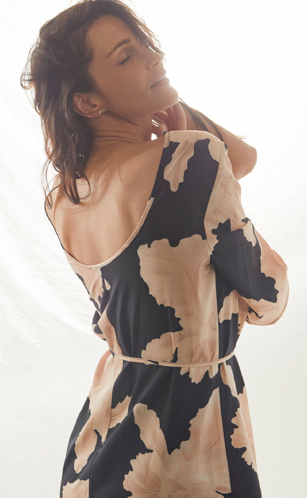 Love & Divine Kjole - Love1354 - Black/Flower