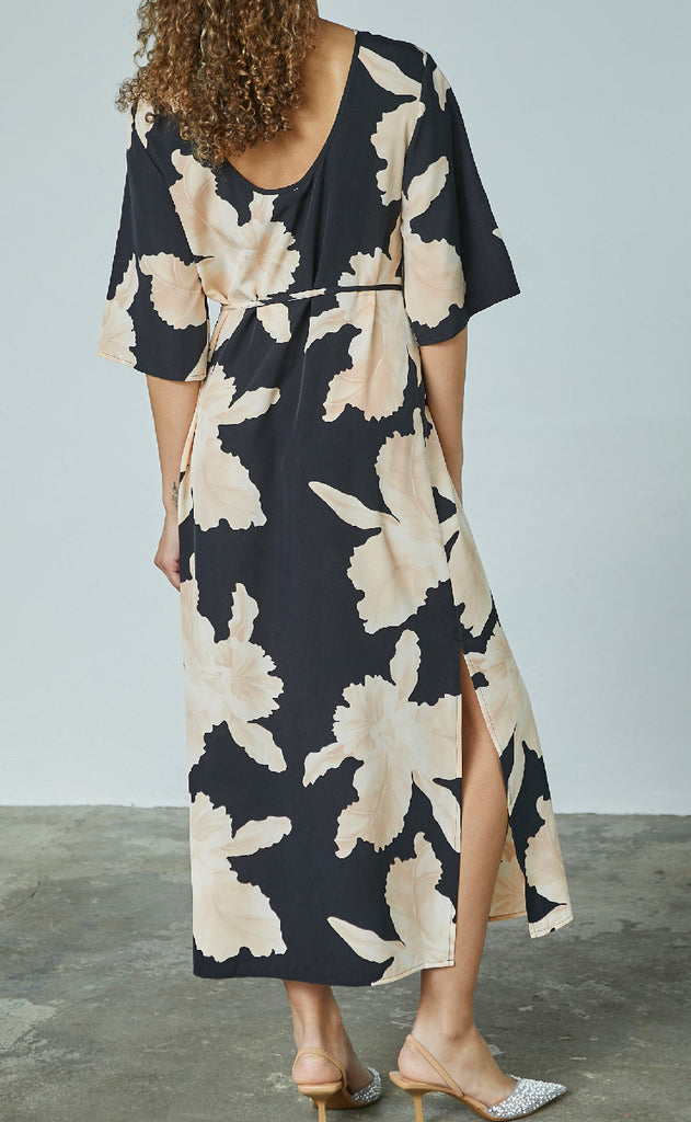 Love & Divine Kjole - Love1354 - Black/Flower