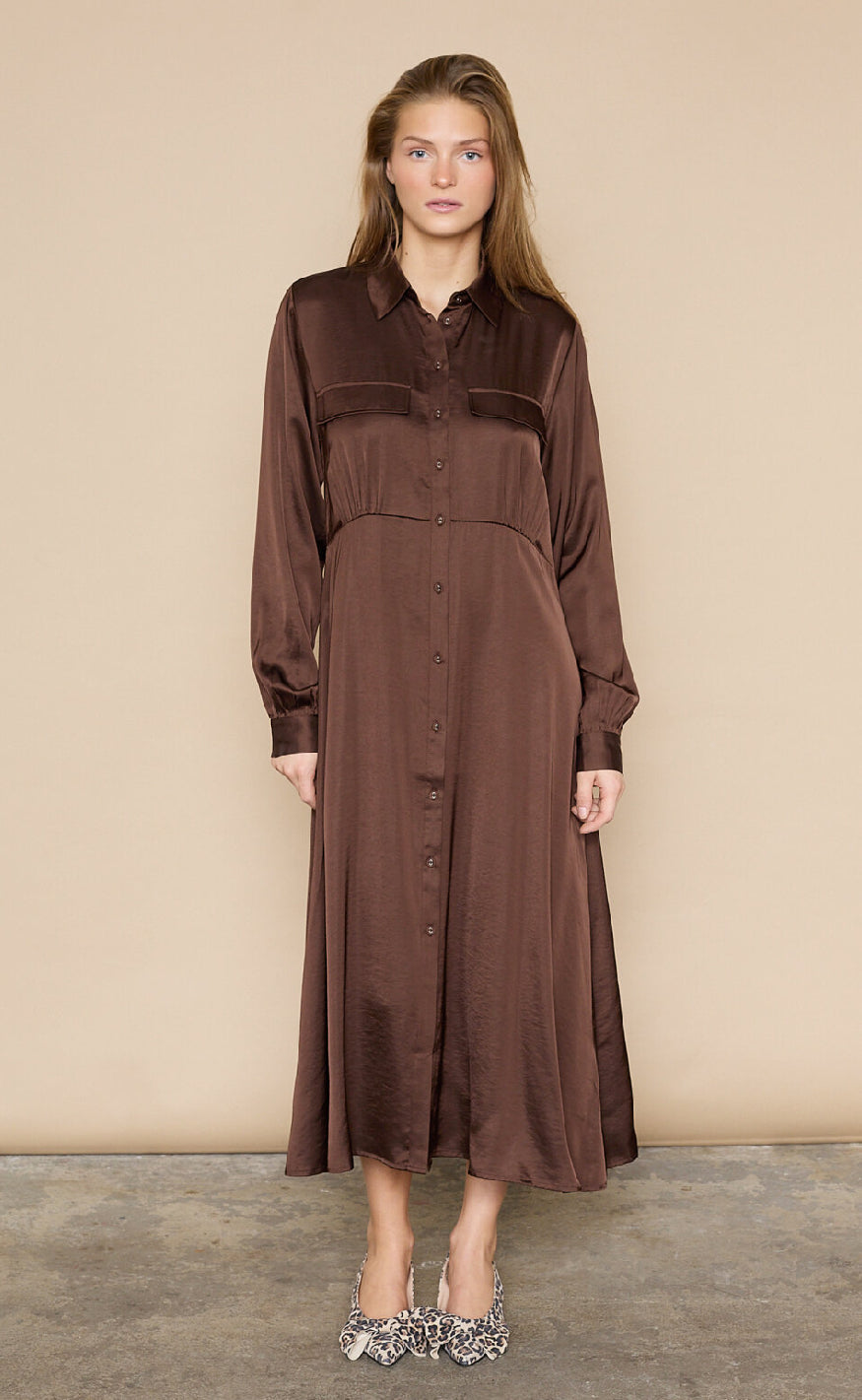 Love & Divine Kjole - Love1420-1 - Brown