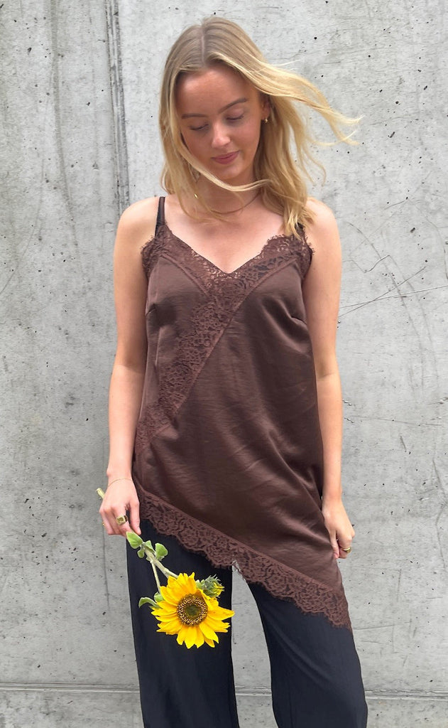 Love & Divine Kjole - Love1472 - D. Chocolate