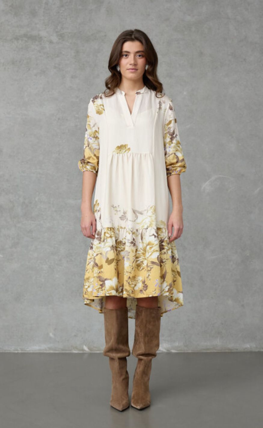 Love & Divine Kjole - love958-10 - Yellow/Brown Flower