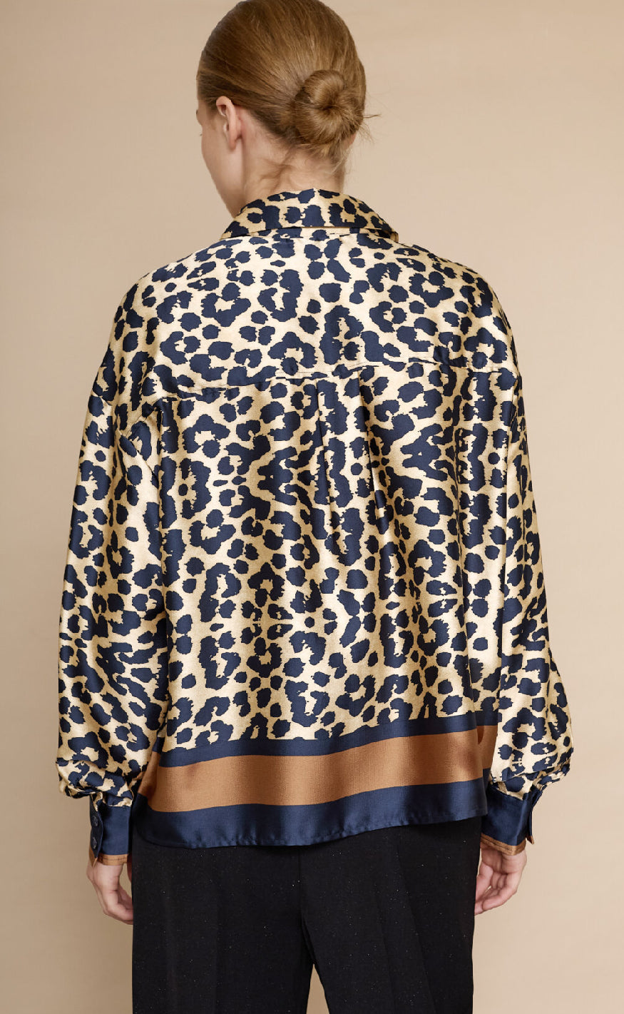 Love & Divine Skjorte - Love1393 - Navy Leo