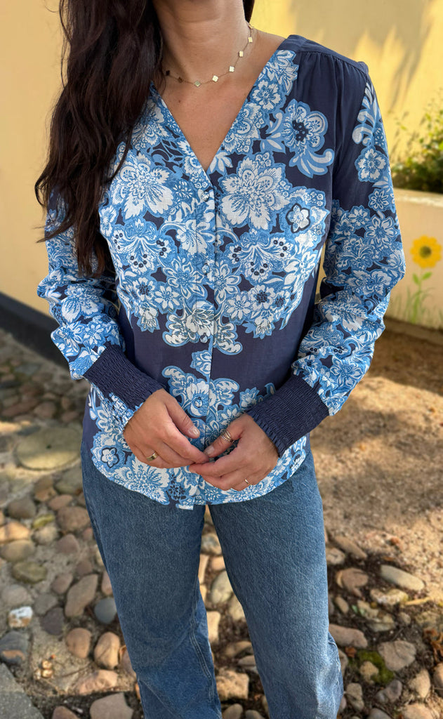 Say INA Copenhagen Skjorte - Hanna - Blue Flowers