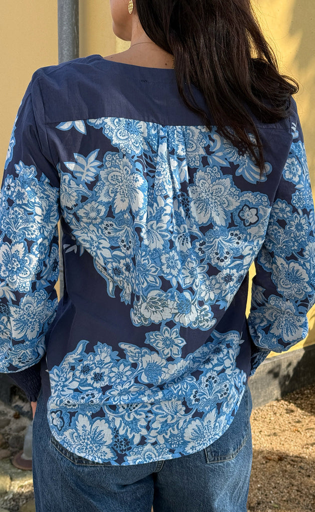 Say INA Copenhagen Skjorte - Hanna - Blue Flowers