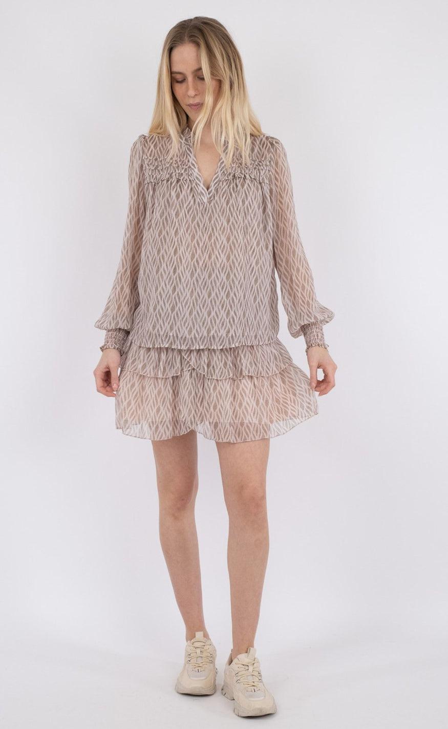 Neo Noir Bluse  - Rhia Graphic - Powder