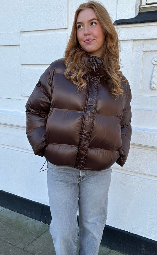 Neo Noir Jakke - Rhea Shiny Puffer - Dark Brown