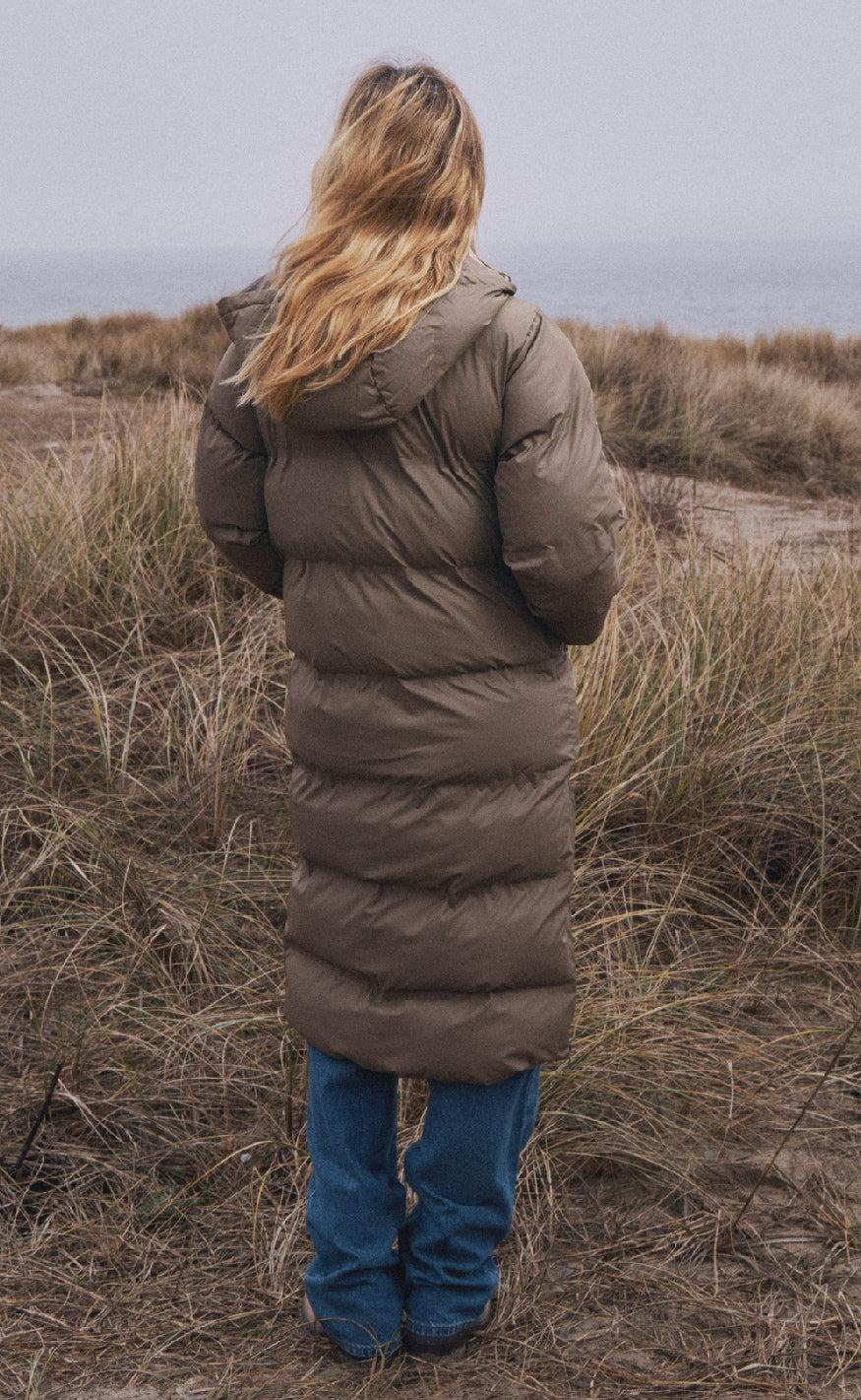 Neo Noir Jakke - Viviana Puffer - Dark Taupe