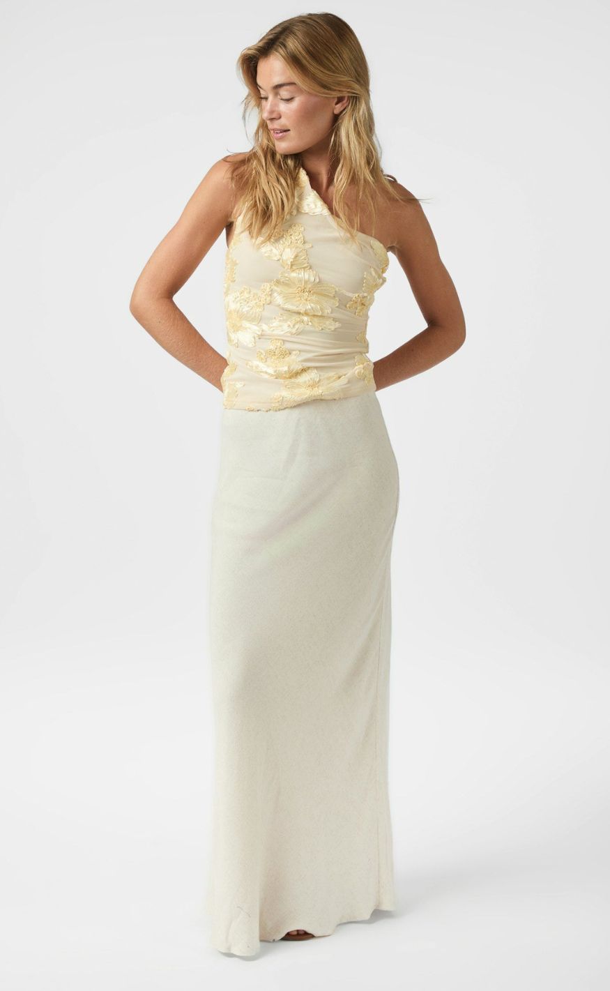 Neo Noir Topp - Florini Big Flower - Light Yellow