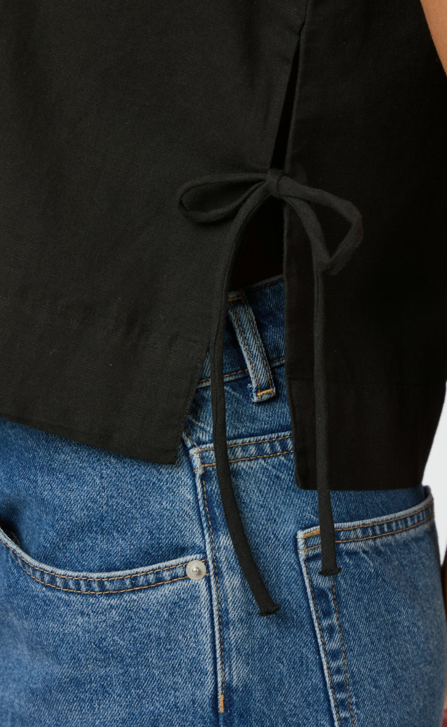 Neo Noir Topp - Svetlana Linen - Black