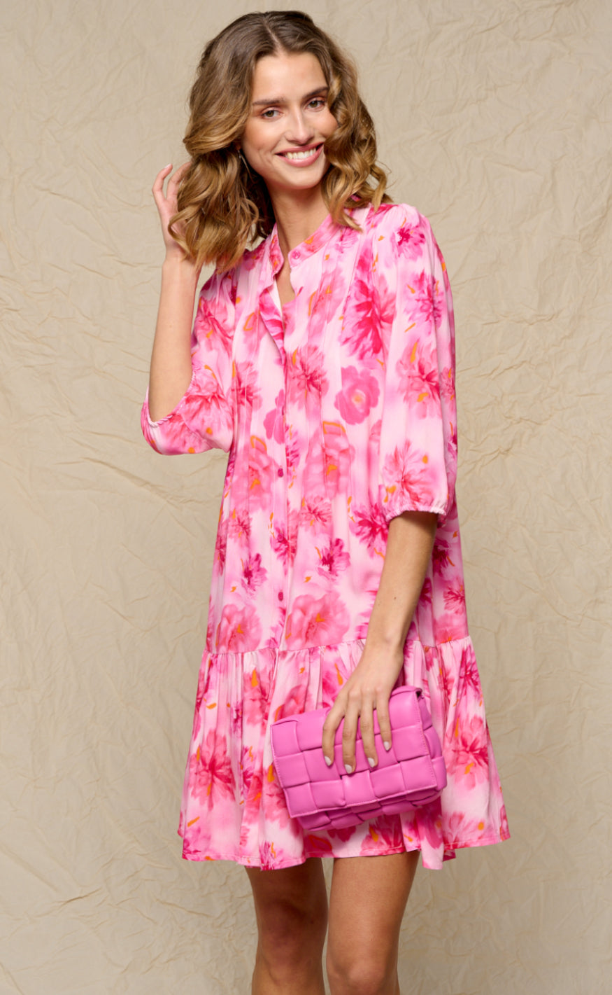 Noella Kjole - Imogene Short - Pink White Flower Mix