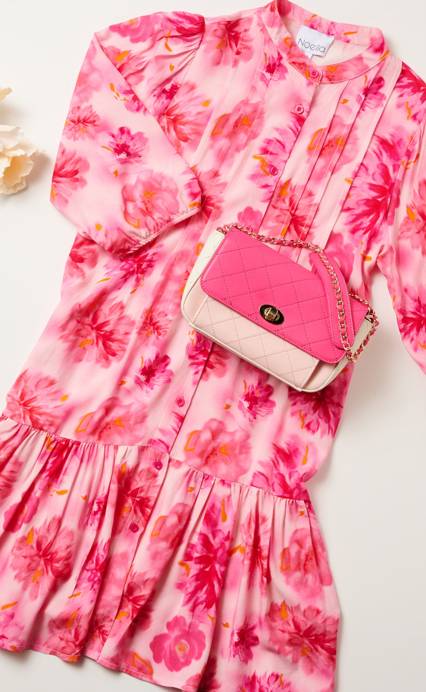Noella Kjole - Imogene Short - Pink White Flower Mix