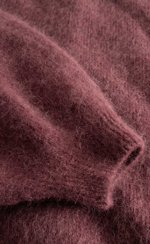 Noella Genser - Kae - Rust