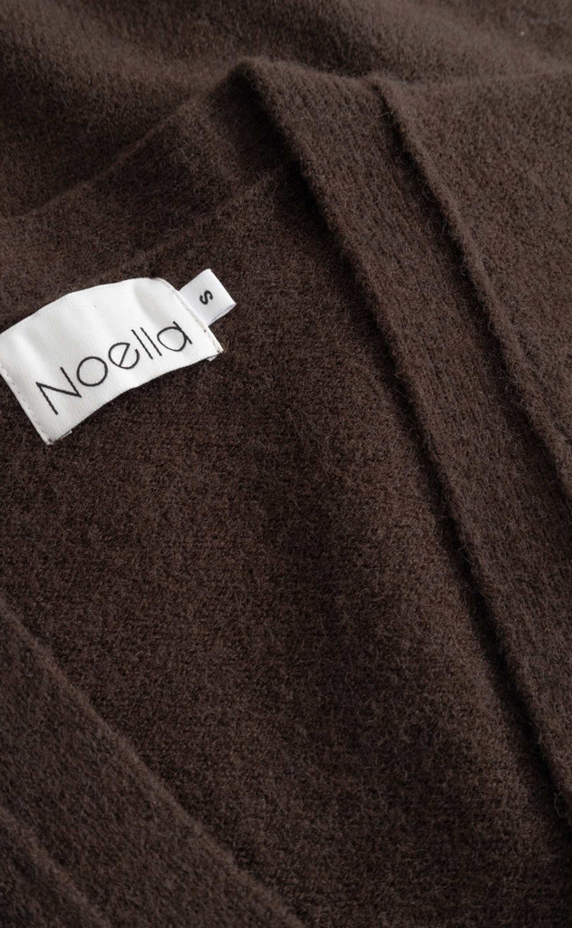 Noella Genser - Lenyx - Chocolate