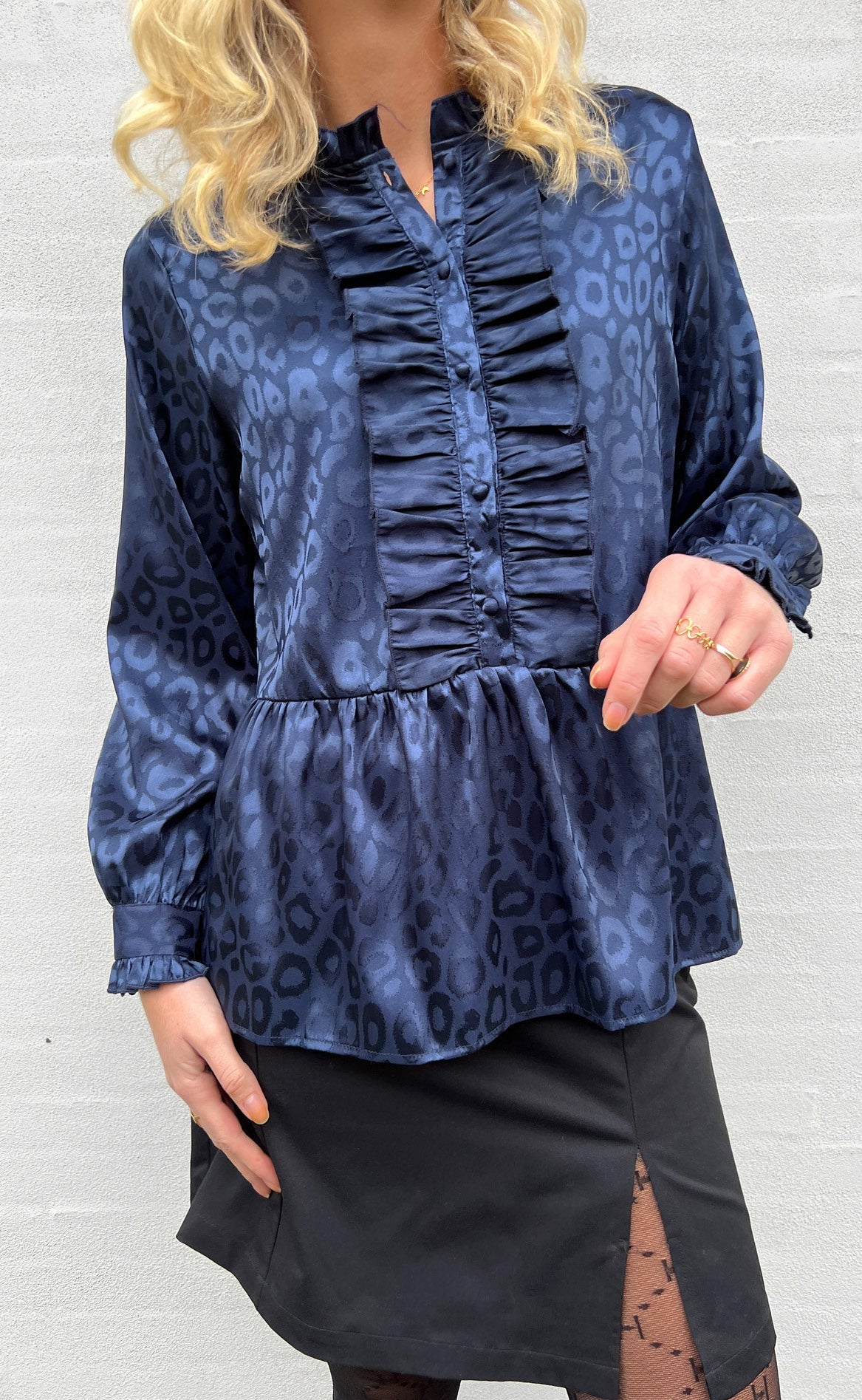 INA Copenhagen Skjorte - Evie - Navy Blue Leopard