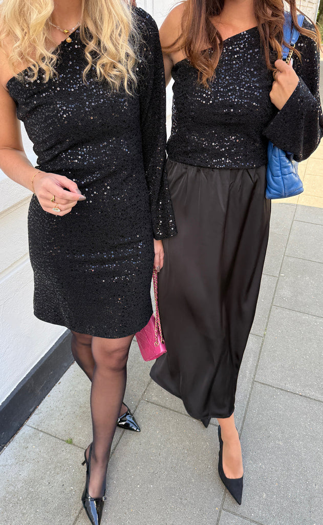 Say INA Copenhagen Kjole - Tania One Shoulder - Black Sequin
