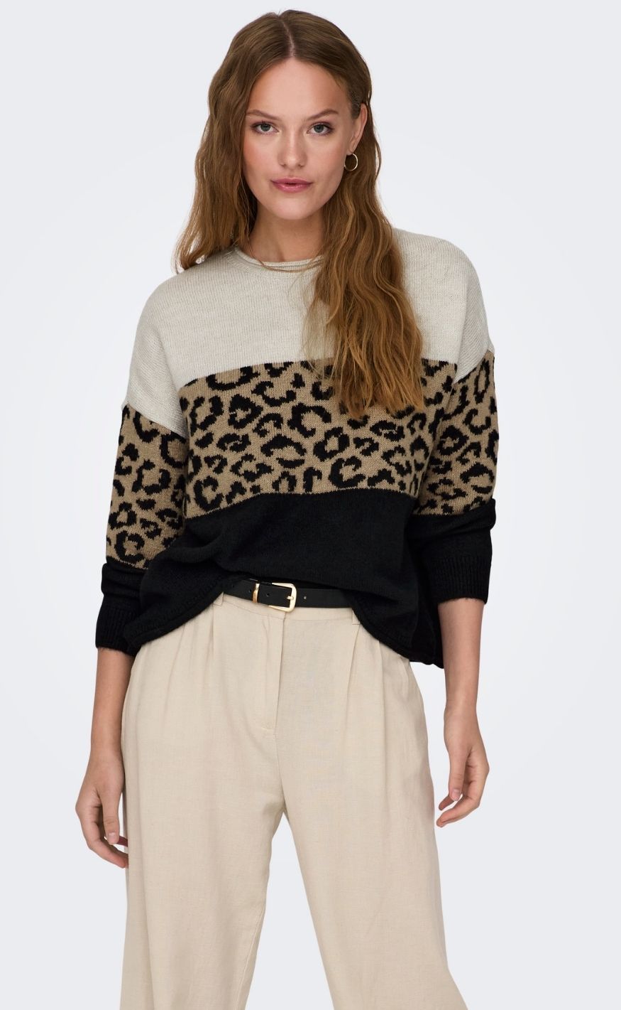 ONLY Genser - Jade Animal LS  O-Neck - Moonbeam Black/Toasted Coconut