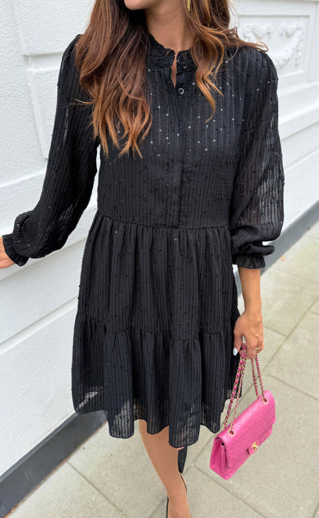 Say INA Copenhagen Kjole - Neia - Black Sequin