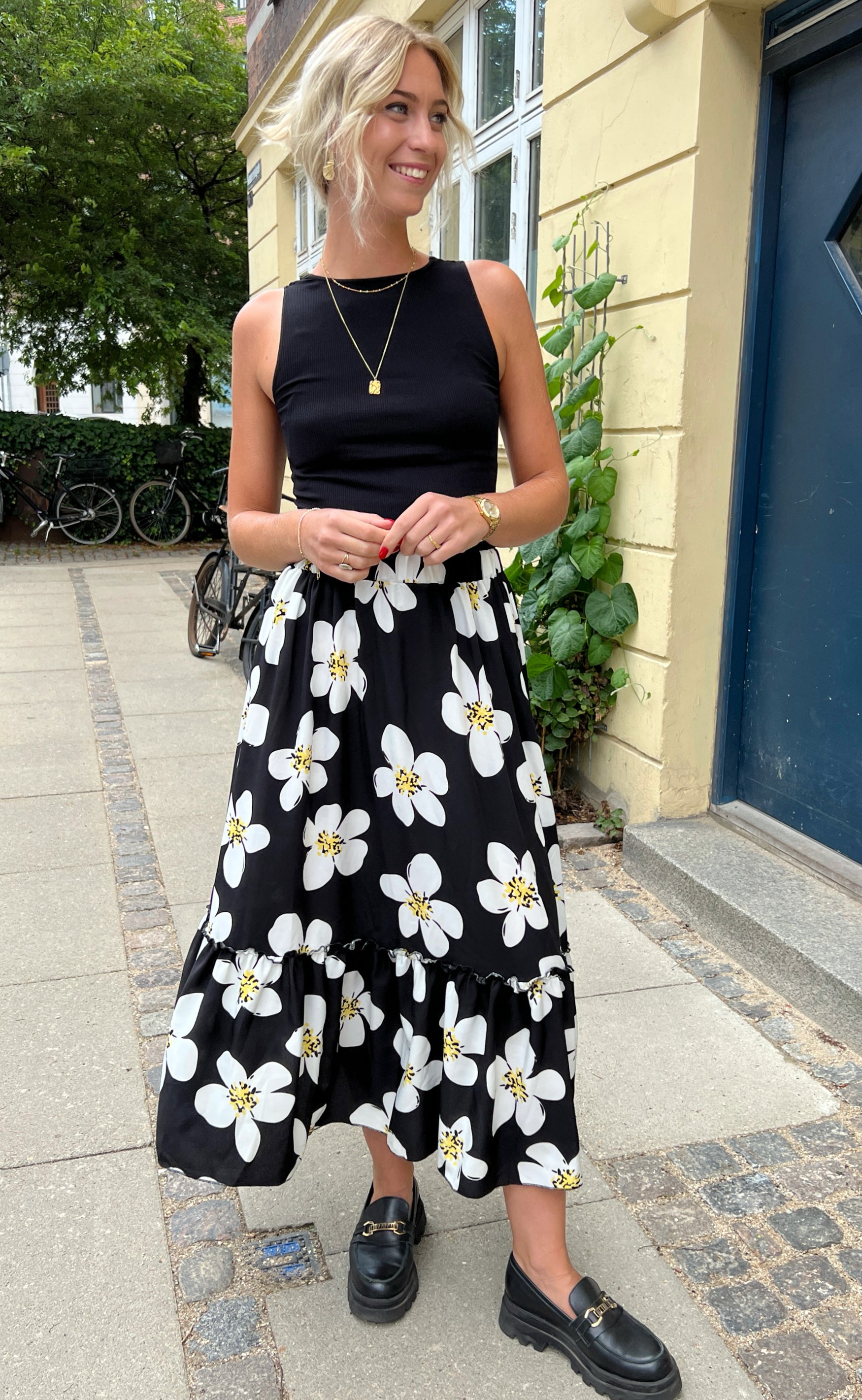 INA Copenhagen Skjørt - Hanna - Black/White Flower