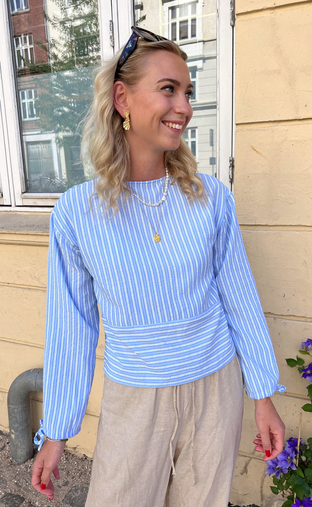 INA Copenhagen Bluse - Cornelia - Blue / White Stripe (vendbar)