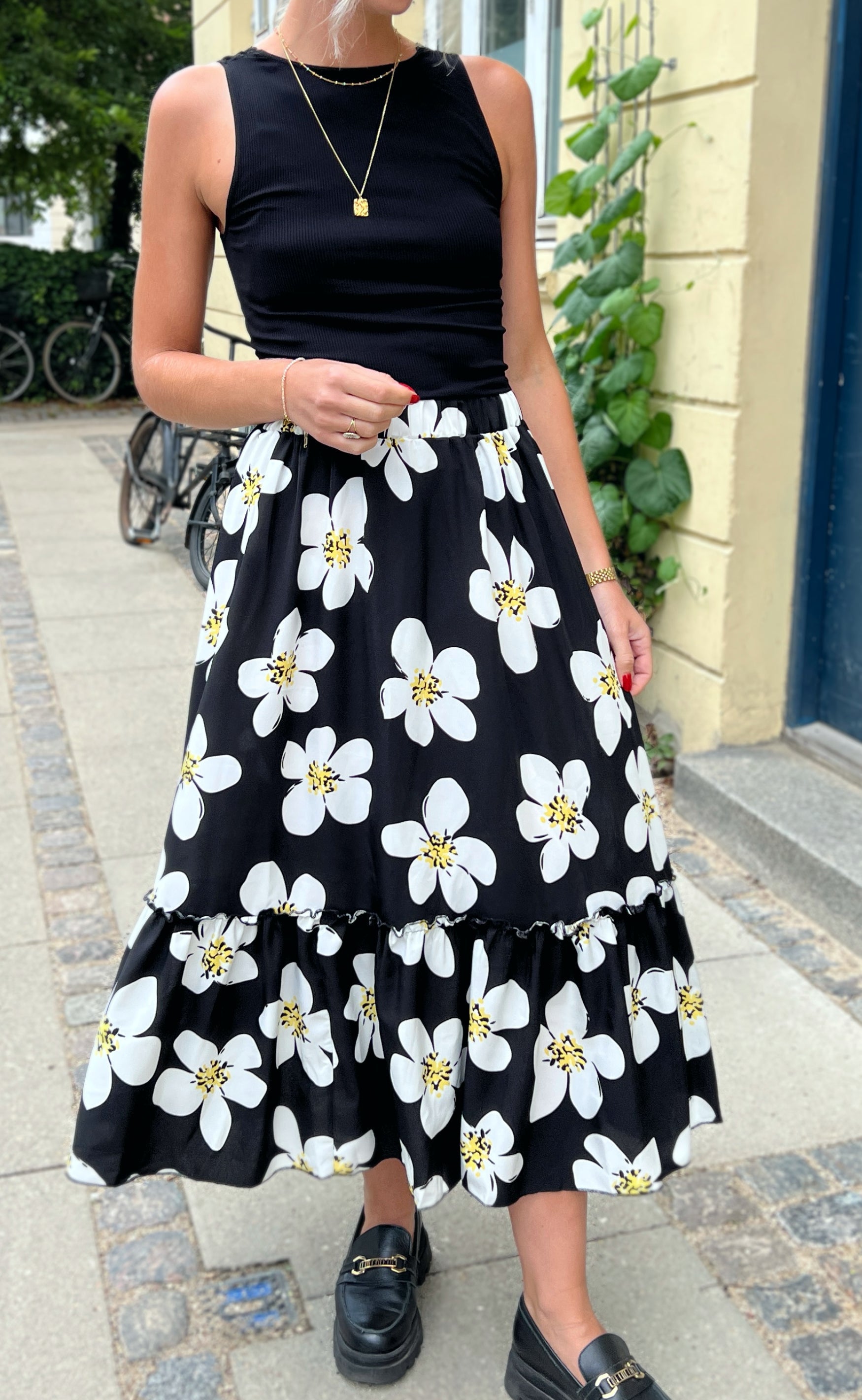 INA Copenhagen Skjørt - Hanna - Black/White Flower