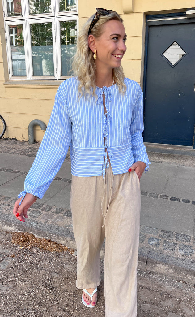 INA Copenhagen Bluse - Cornelia - Blue / White Stripe (vendbar)